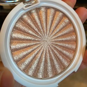 OFRA HIGHLIGHTER